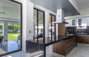 Residencia de lujo en Palmira, Cuernavaca con alberca y jardín !