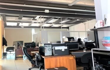 Edificio de Oficinas en Venta en Oaxaca de 3 Niveles, Oportunidad de Inversión