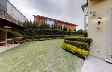 Casa en Venta en La Toscana en Bosques de las Lomas.