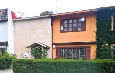 Casa en venta en Los Sauces Coapa  247 m², 3 recámaras, jardín privado y estudio