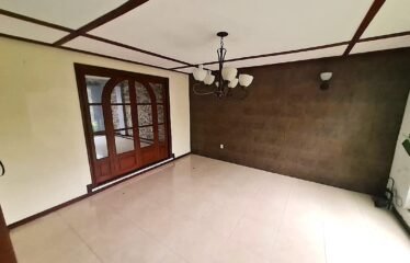 Casa en venta en Los Sauces Coapa  247 m², 3 recámaras, jardín privado y estudio
