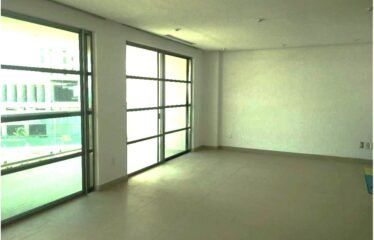 Departamento de Lujo en Puerto Cancún 260 m², 3 recámaras, vista al mar y amenidades premium