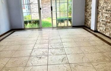 Casa en venta en Los Sauces Coapa  247 m², 3 recámaras, jardín privado y estudio