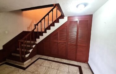 Casa en venta en Los Sauces Coapa  247 m², 3 recámaras, jardín privado y estudio