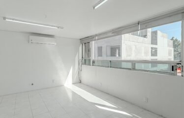 Edificio en Venta en Narvarte CDMX con Oficinas Rentadas y Estacionamiento