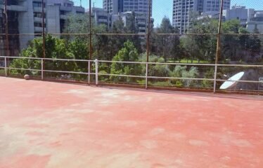 Casa de lujo en venta en Bosques de las Lomas | 618 m², 4 recámaras, jardín, terrazas y salón de usos múltiples