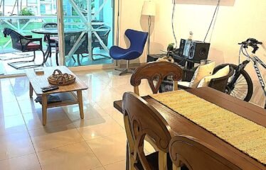 Departamento Amueblado en Venta en Zona Diamante Acapulco 98 m2 con terraza y amenidades