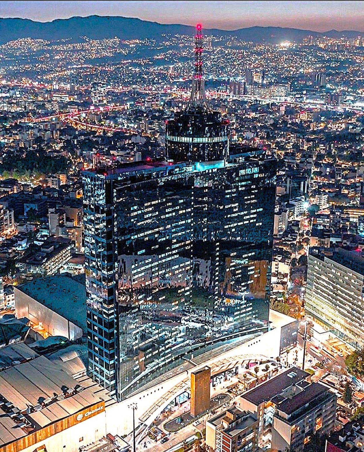 Oficina en renta amueblada en WTC México 81 m² lista para ocupar